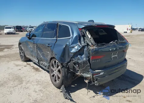 2020 Volvo Xc60 T5 Inscription from USA, damaged, VIN YV4102DL3L1424336